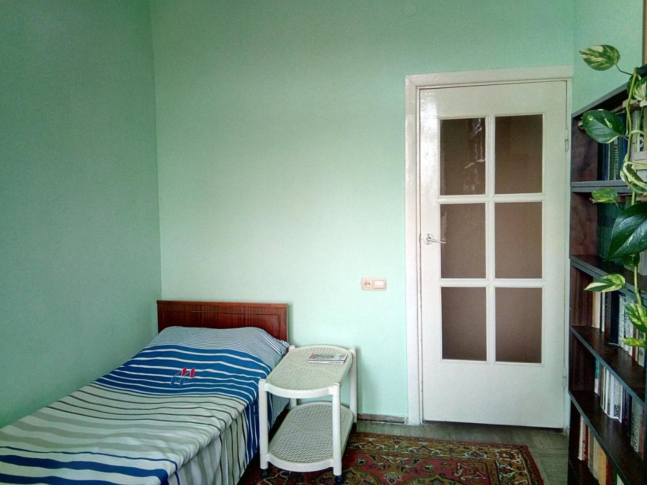 Room In The Centre Erevan Exterior foto
