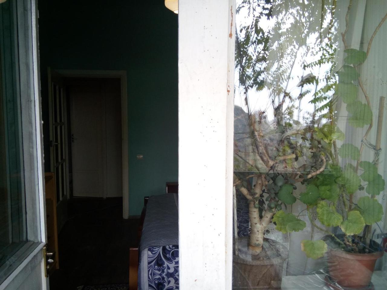 Room In The Centre Erevan Exterior foto