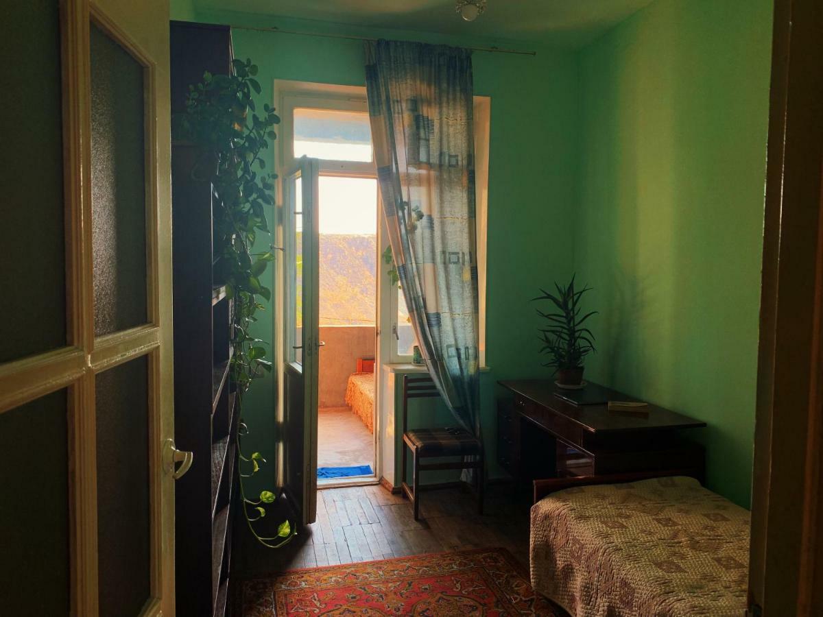 Room In The Centre Erevan Exterior foto